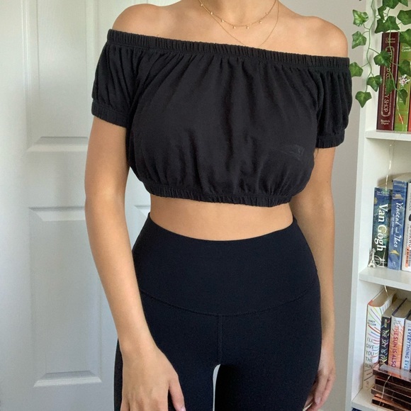 Revamped Tops - Black off the shoulder crop top